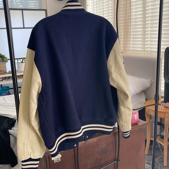 Vintage Rare genuine leather Canucks varsity bomber jacket - Picture 6 of 6